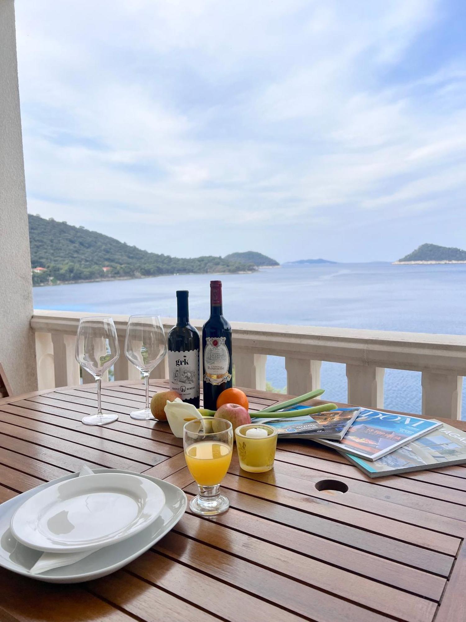אובלי Terrace Studios With Panoramic Seaview מראה חיצוני תמונה